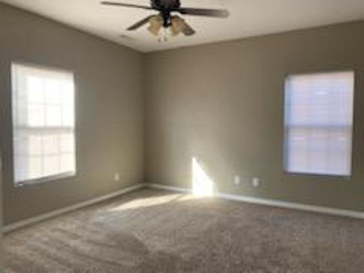 3533 S Juniper Ave - Photo 4 of 14