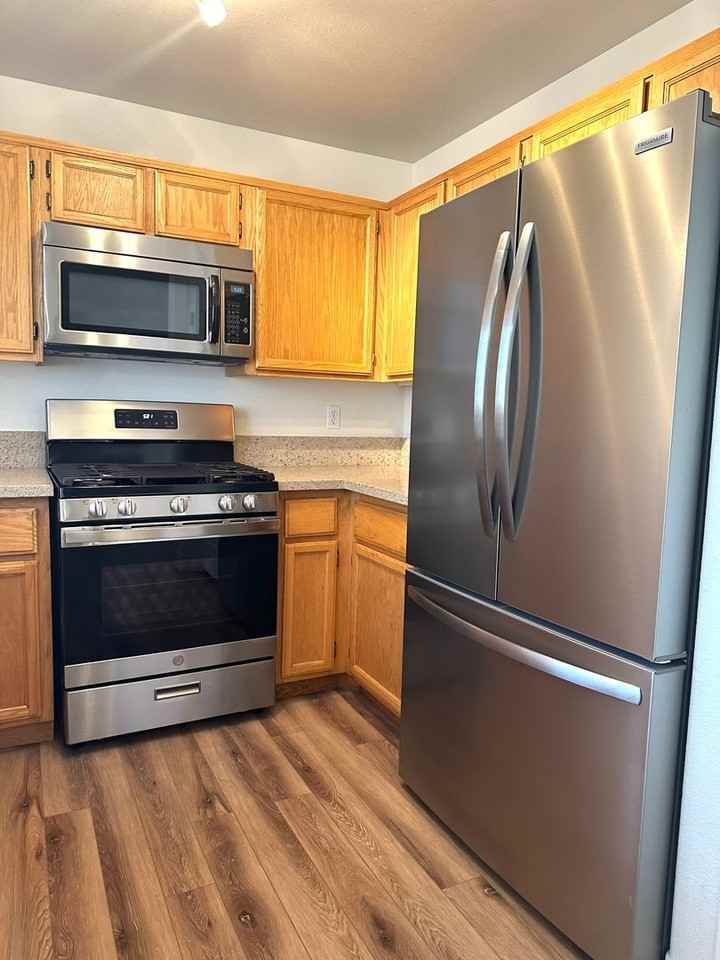183 Caswell Ct - Photo 6 of 14