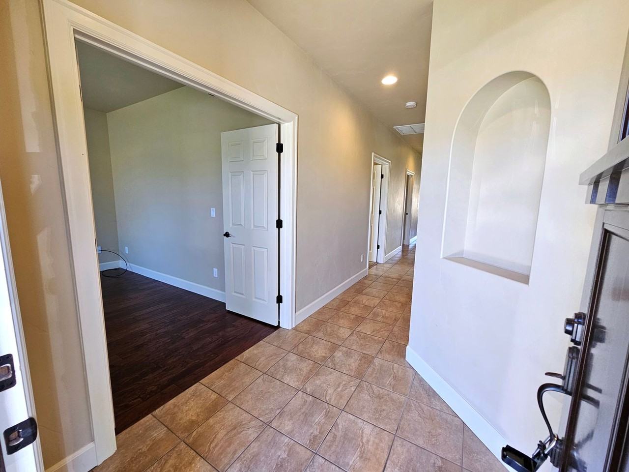 2817 Tuscanna Dr - Photo 6 of 50