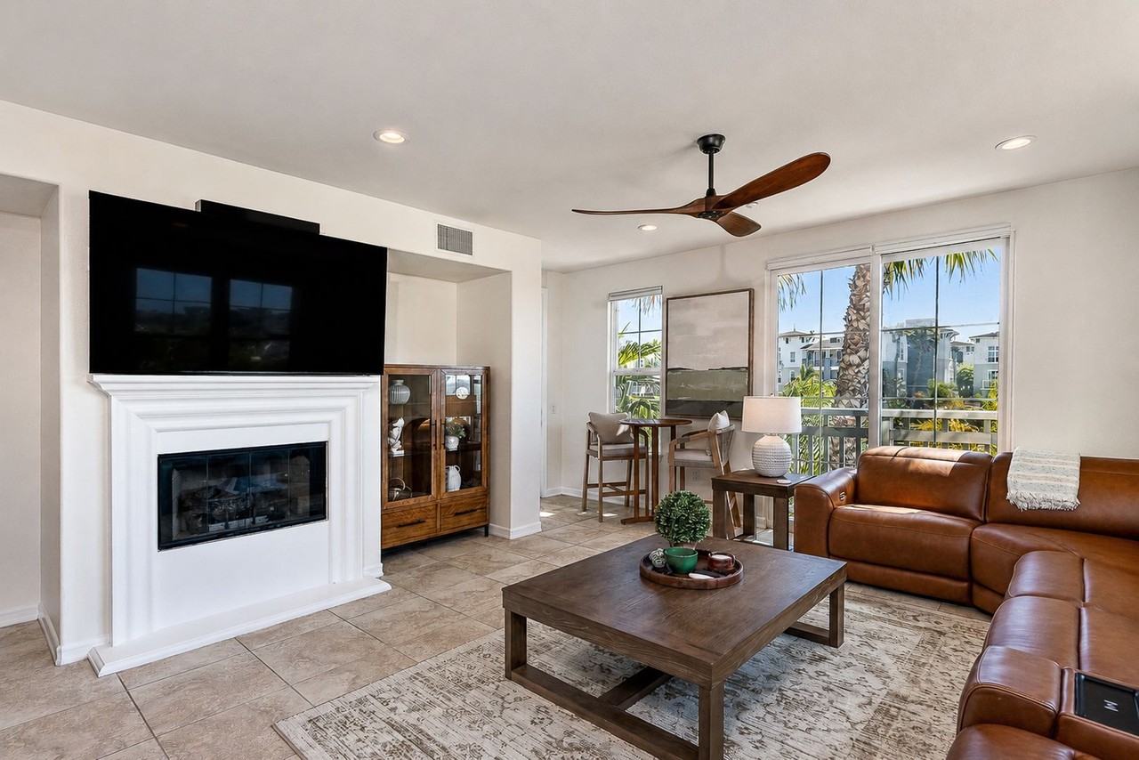 1538 Seabridge Ln - Photo 3 of 50