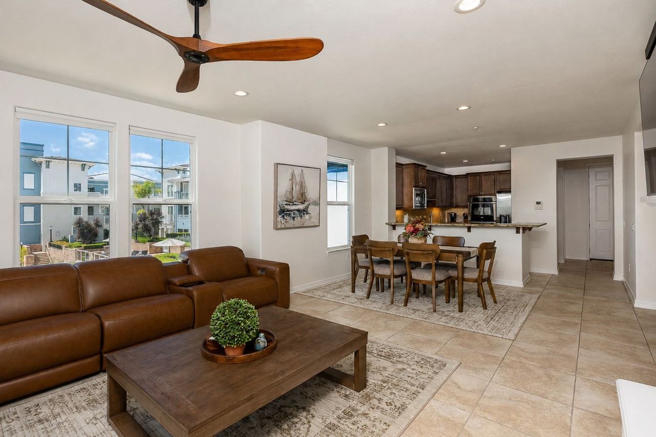 1538 Seabridge Ln - Photo 6 of 50