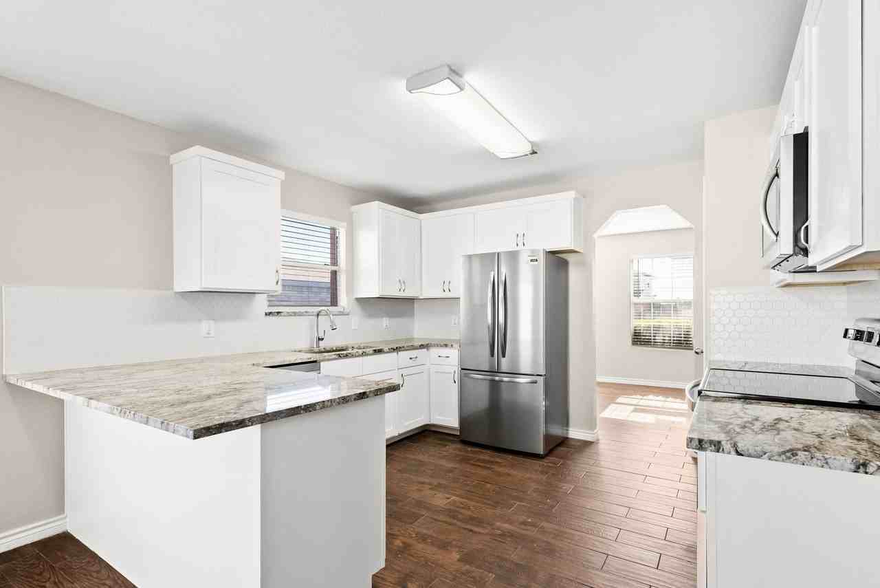 2409 Riley Dr - Photo 6 of 15