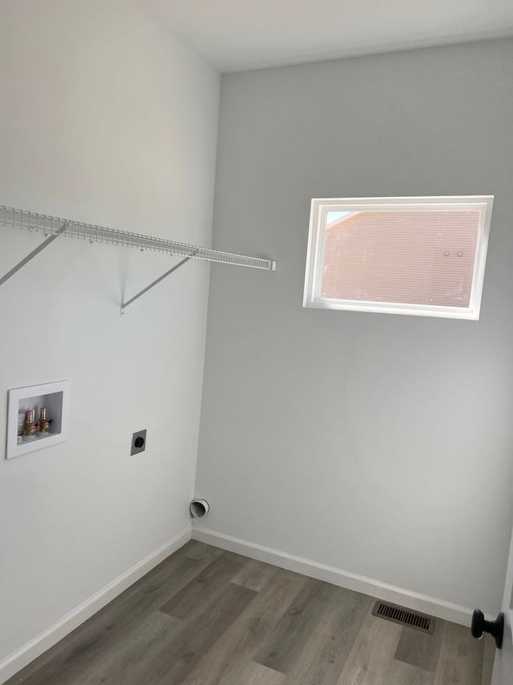 Eagle Crest Villas - Photo 5 of 8