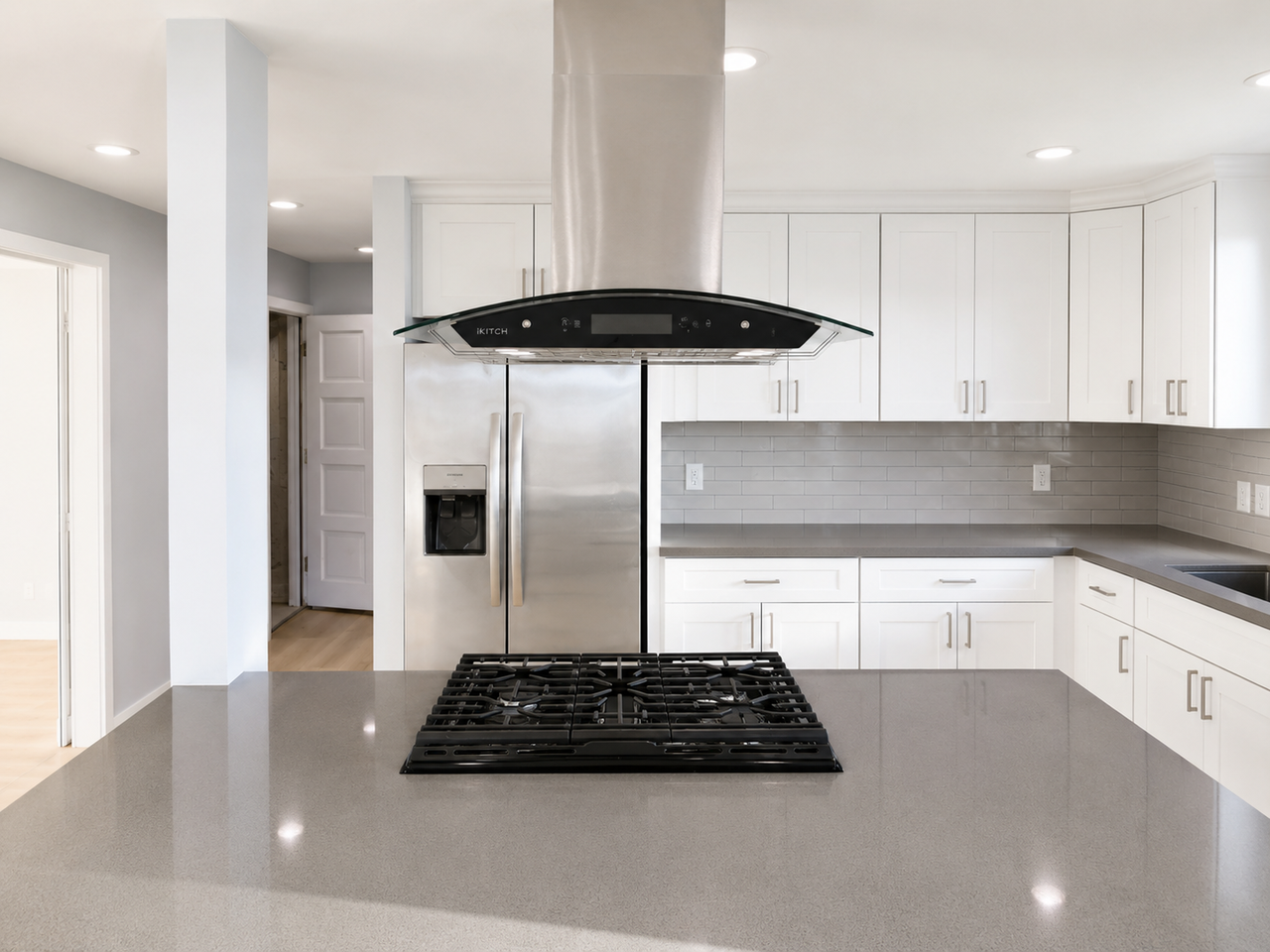 1817 11th St - Photo 2 of 19