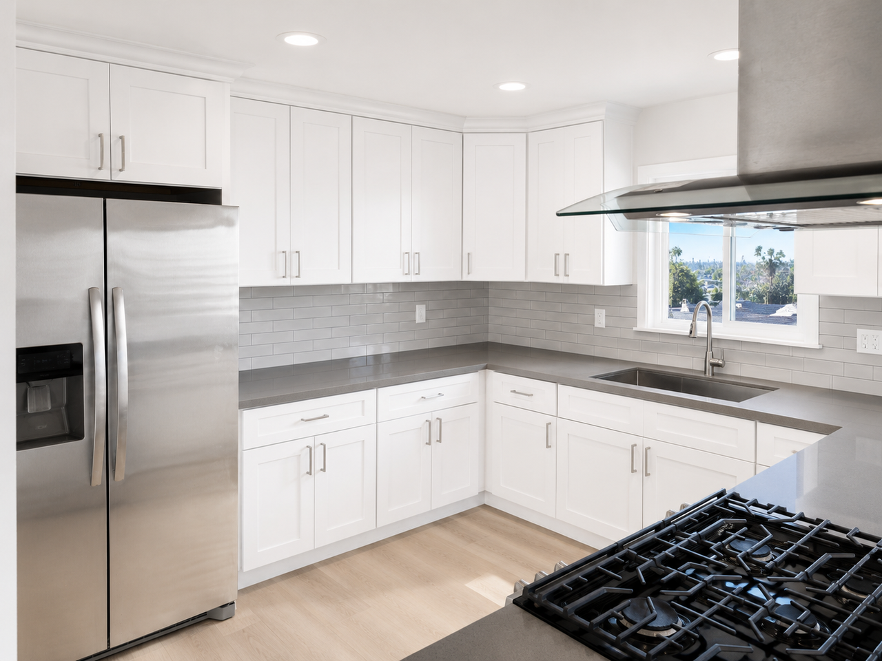 1817 11th St - Photo 3 of 19
