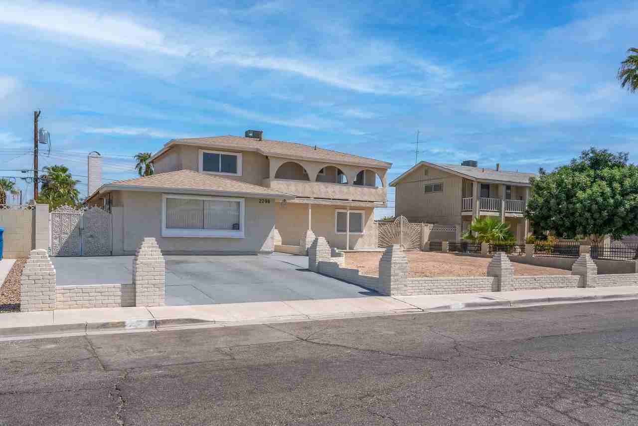 2298 Golden Arrow Dr - Photo 3 of 50
