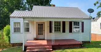 1512 E 10th St - Photo 1 of 1