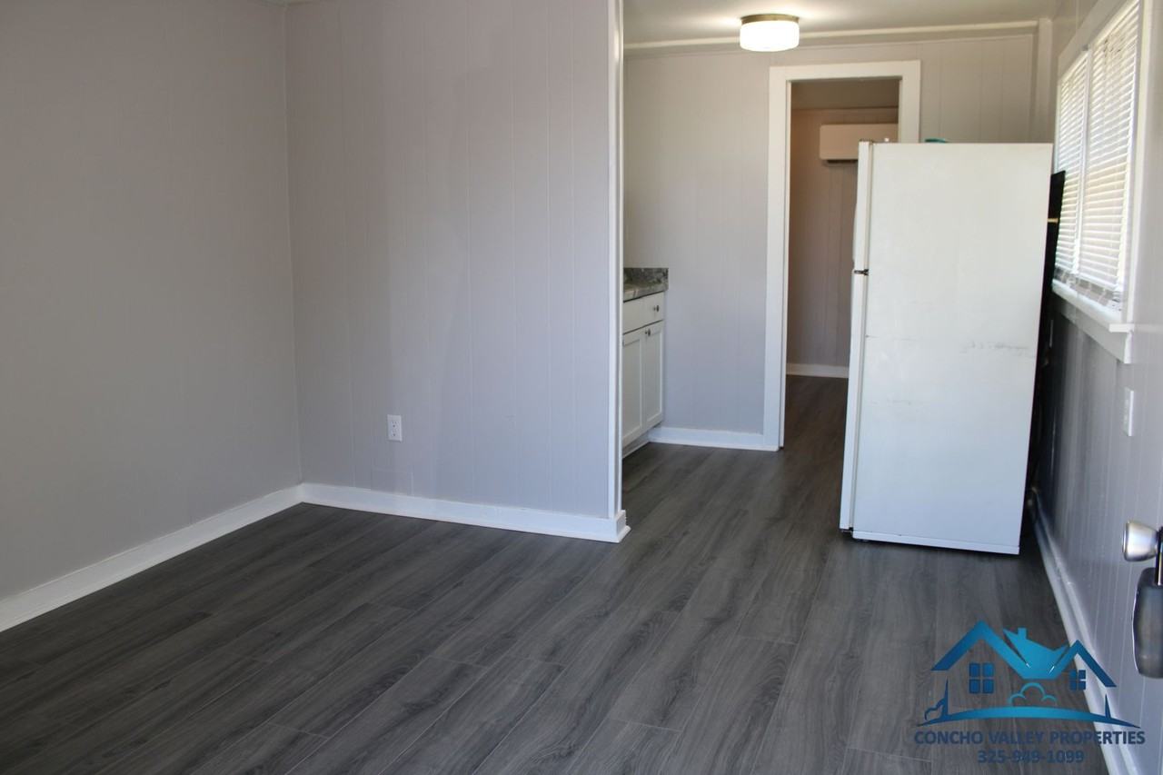 10 S Van Buren St - Photo 2 of 8