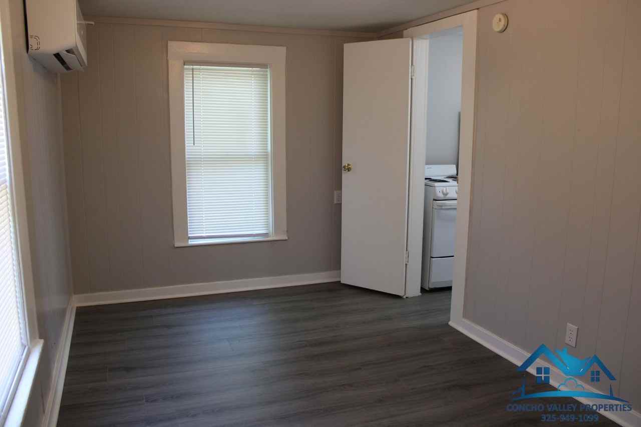 10 S Van Buren St - Photo 7 of 8