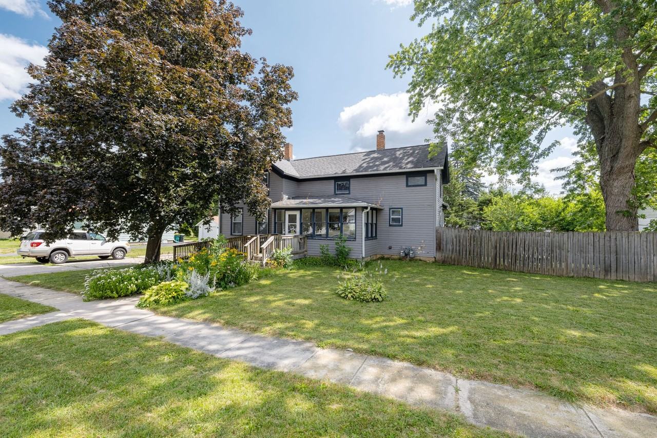 401 Spaulding Avenue - Photo 3 of 15