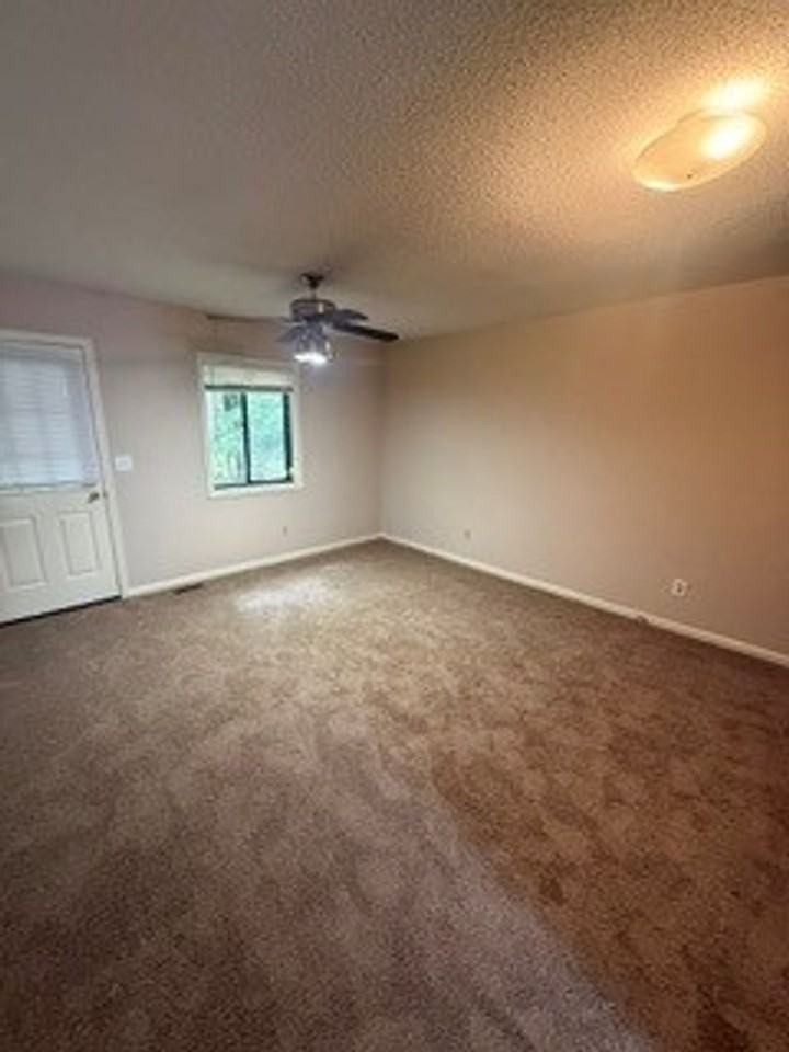 858 Mark Ave - Photo 3 of 7
