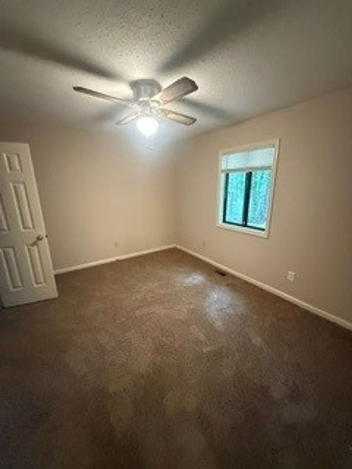 858 Mark Ave - Photo 6 of 7