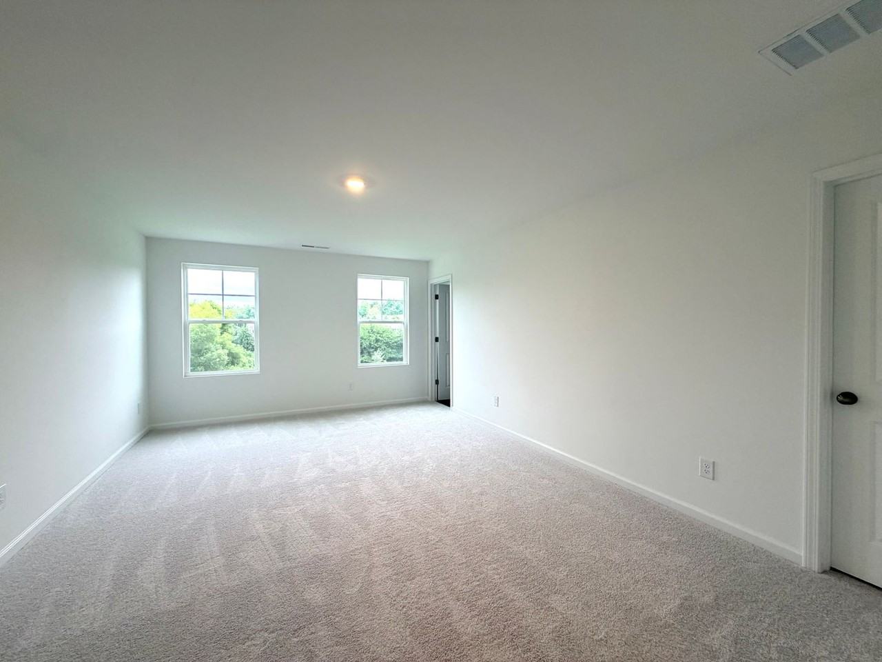 501 Fran Dr - Photo 4 of 10