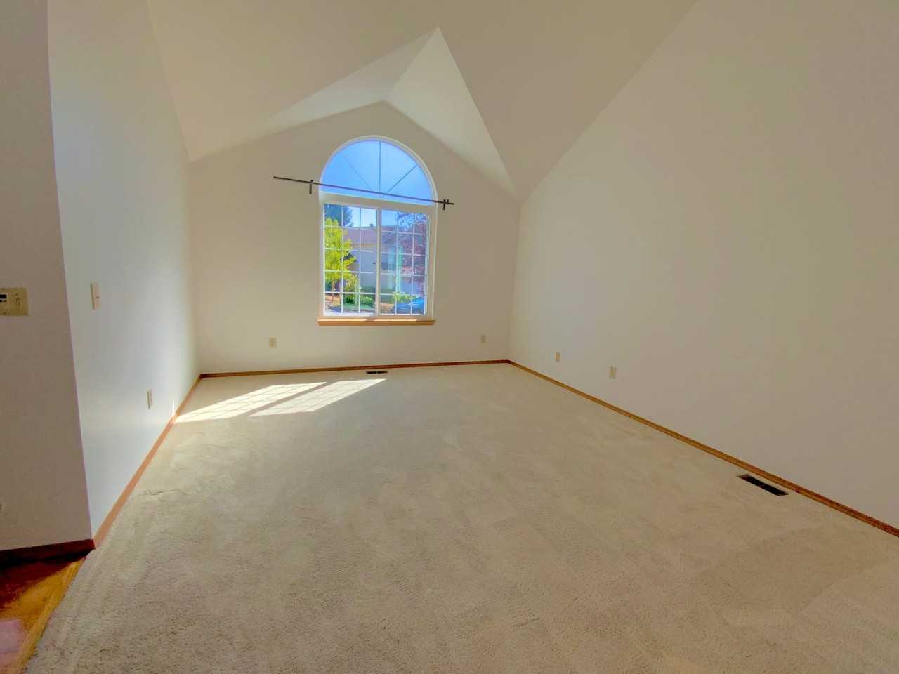 5723 147th St Se - Photo 3 of 37