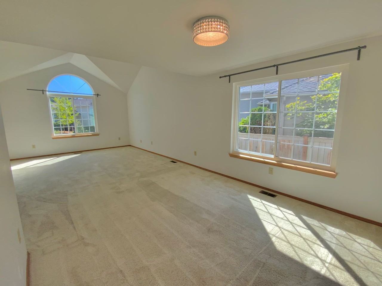 5723 147th St Se - Photo 5 of 37