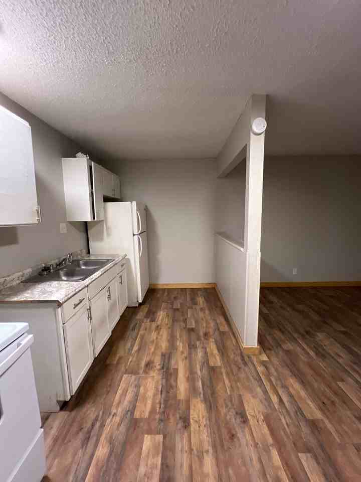 1004 County Road 3771 - Photo 2 of 9