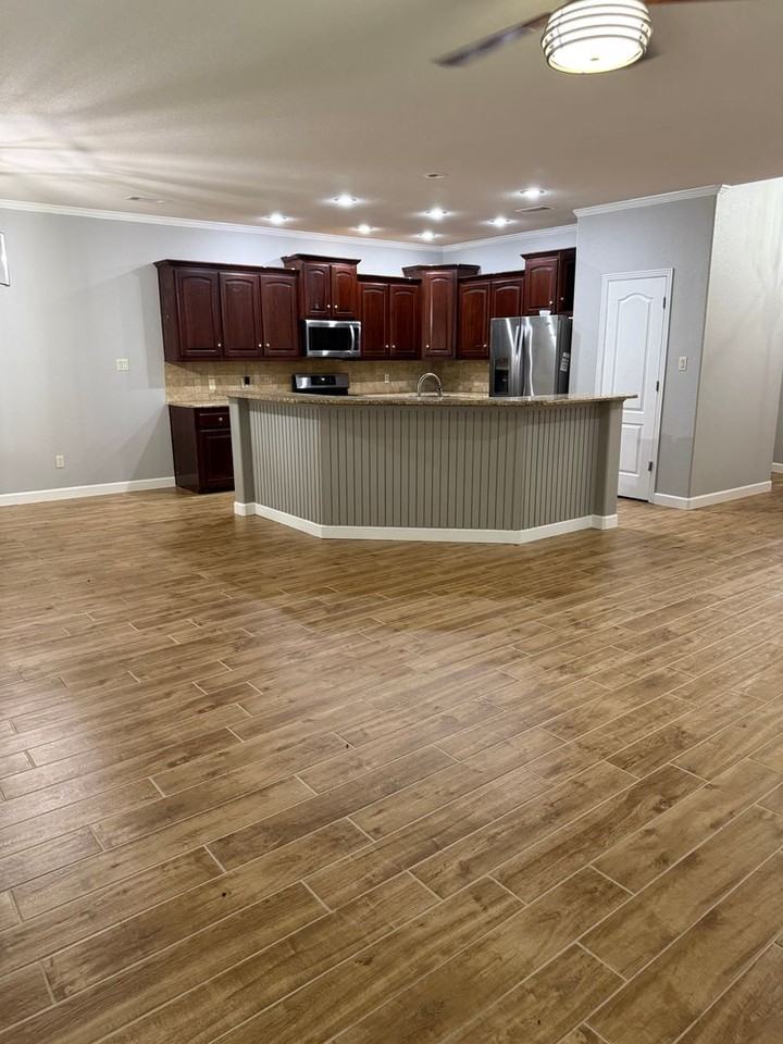 6314 Ironwood Ln - Photo 3 of 10