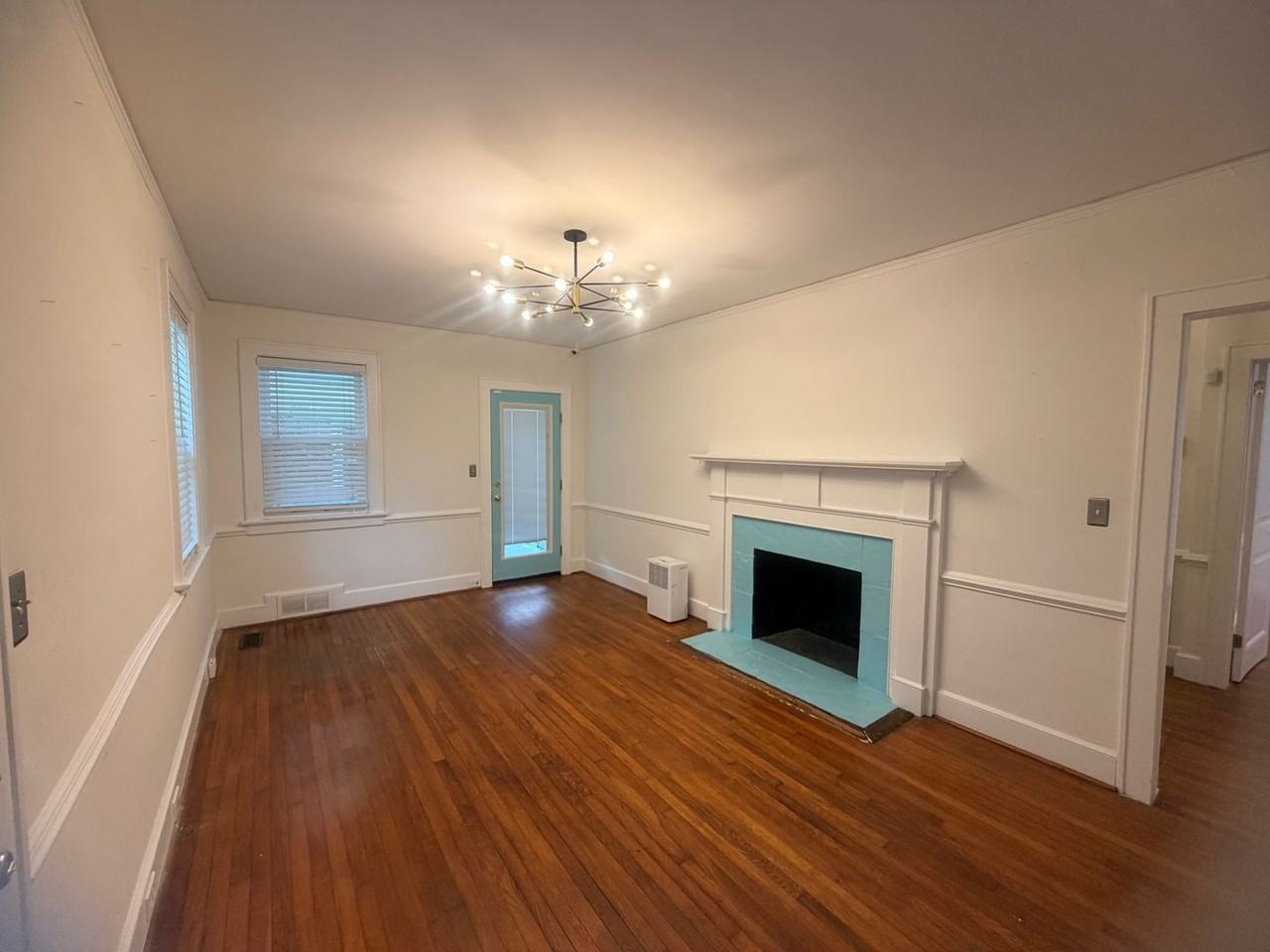 1552 Sunnyside Dr - Photo 2 of 17