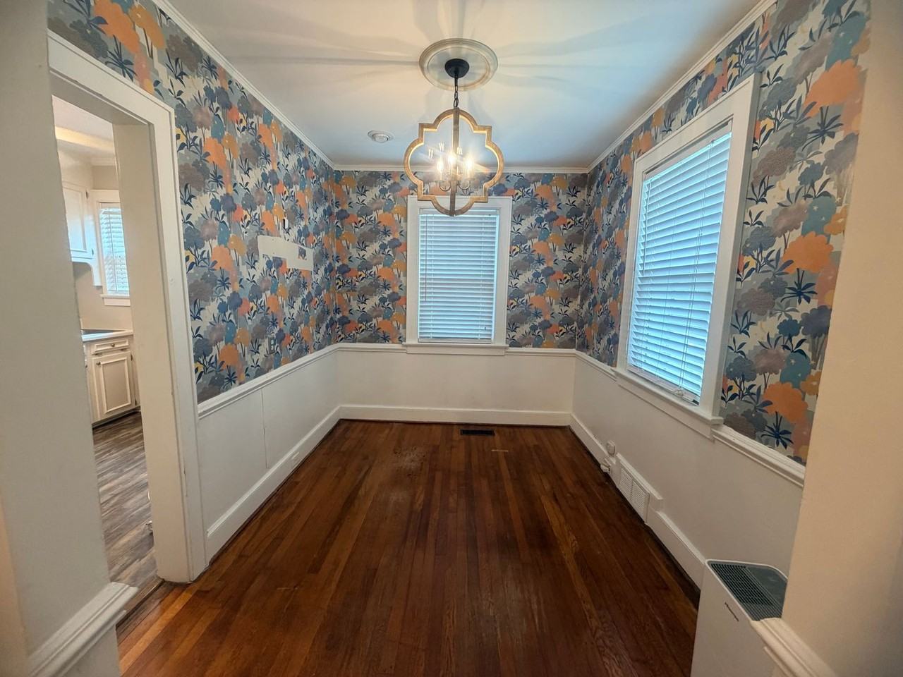 1552 Sunnyside Dr - Photo 4 of 17