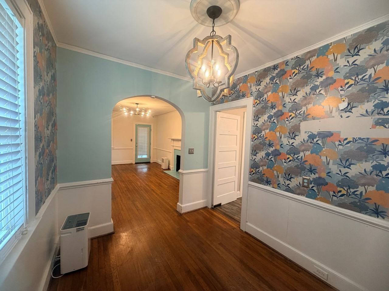 1552 Sunnyside Dr - Photo 5 of 17