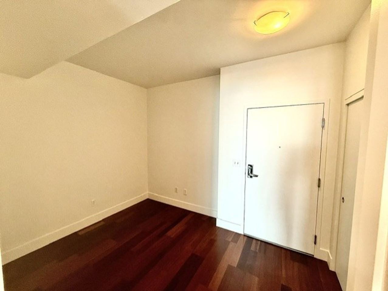 2911 2nd Ave - Photo 3 of 13