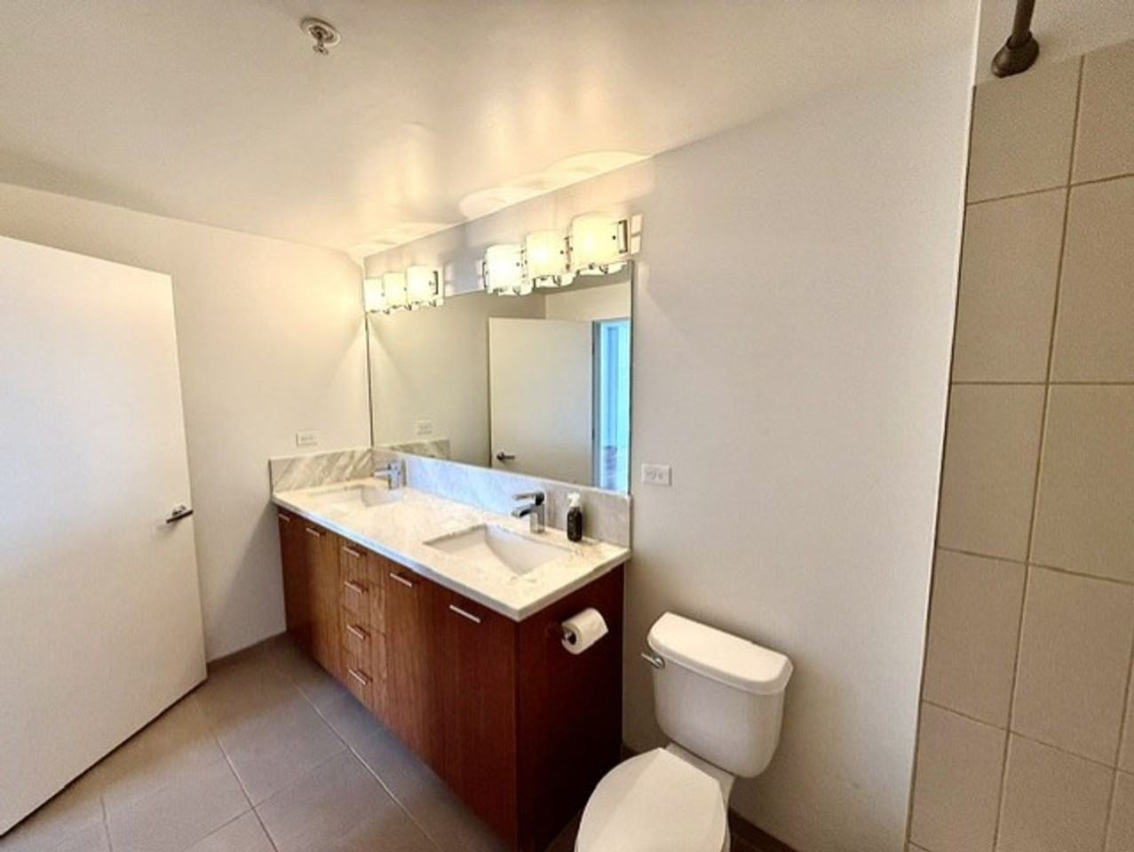 2911 2nd Ave - Photo 6 of 13