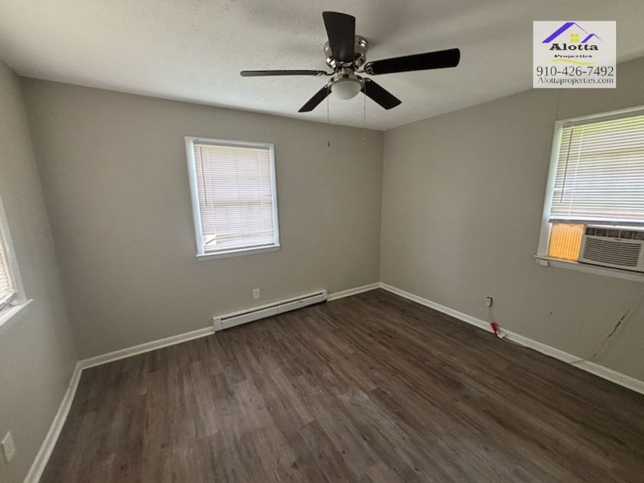 6604 Carloway Dr - Photo 3 of 7