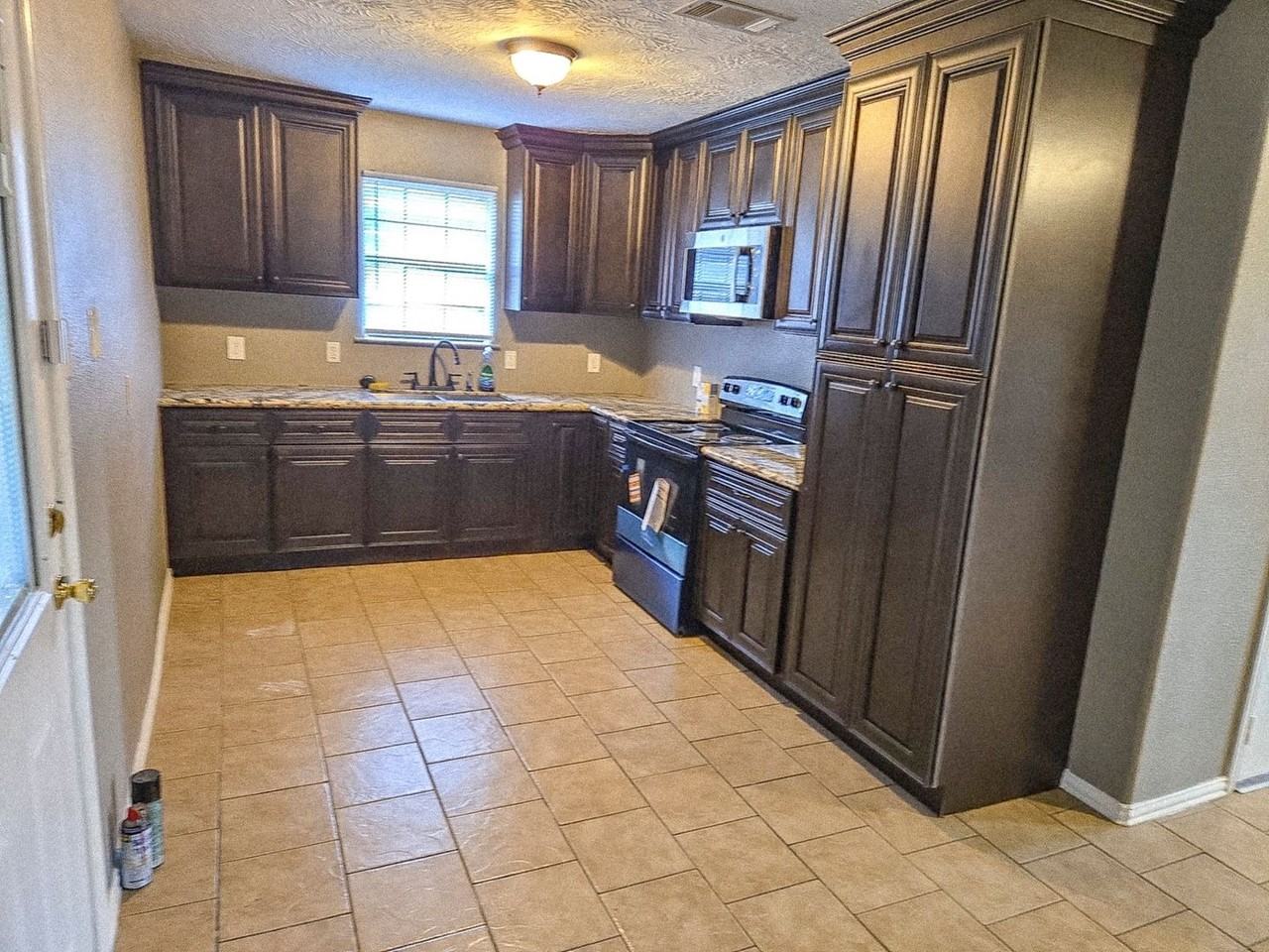 5140 Minnie St - Photo 5 of 18