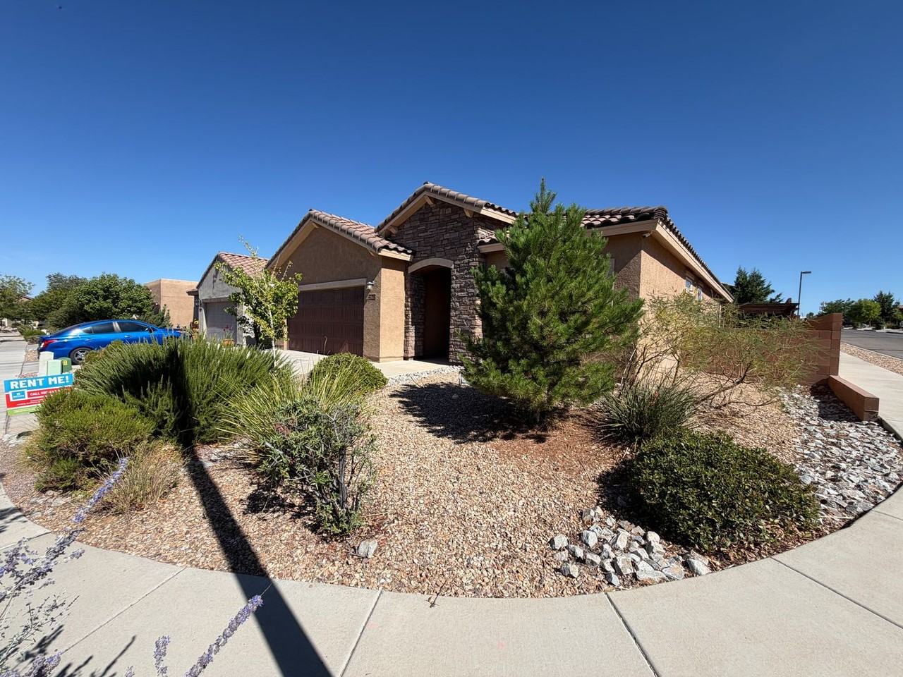 2861 Walsh Loop Se - Photo 3 of 39