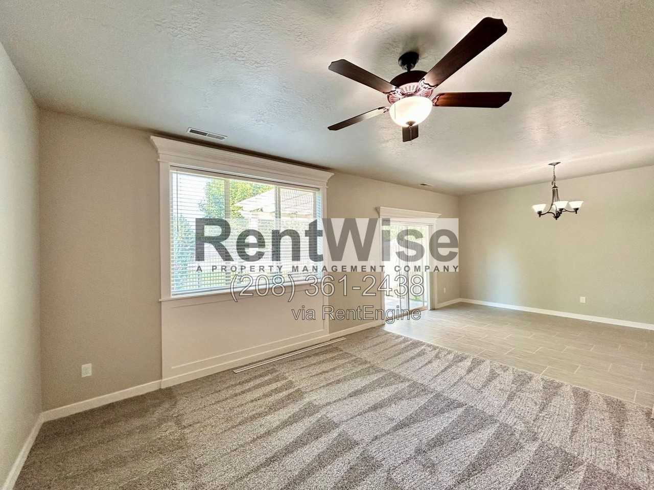 1897 N Justin Ave - Photo 7 of 22