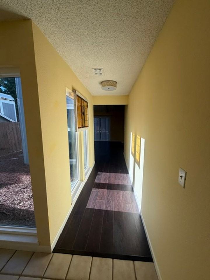 7821 Magnolia Ave - Photo 6 of 26