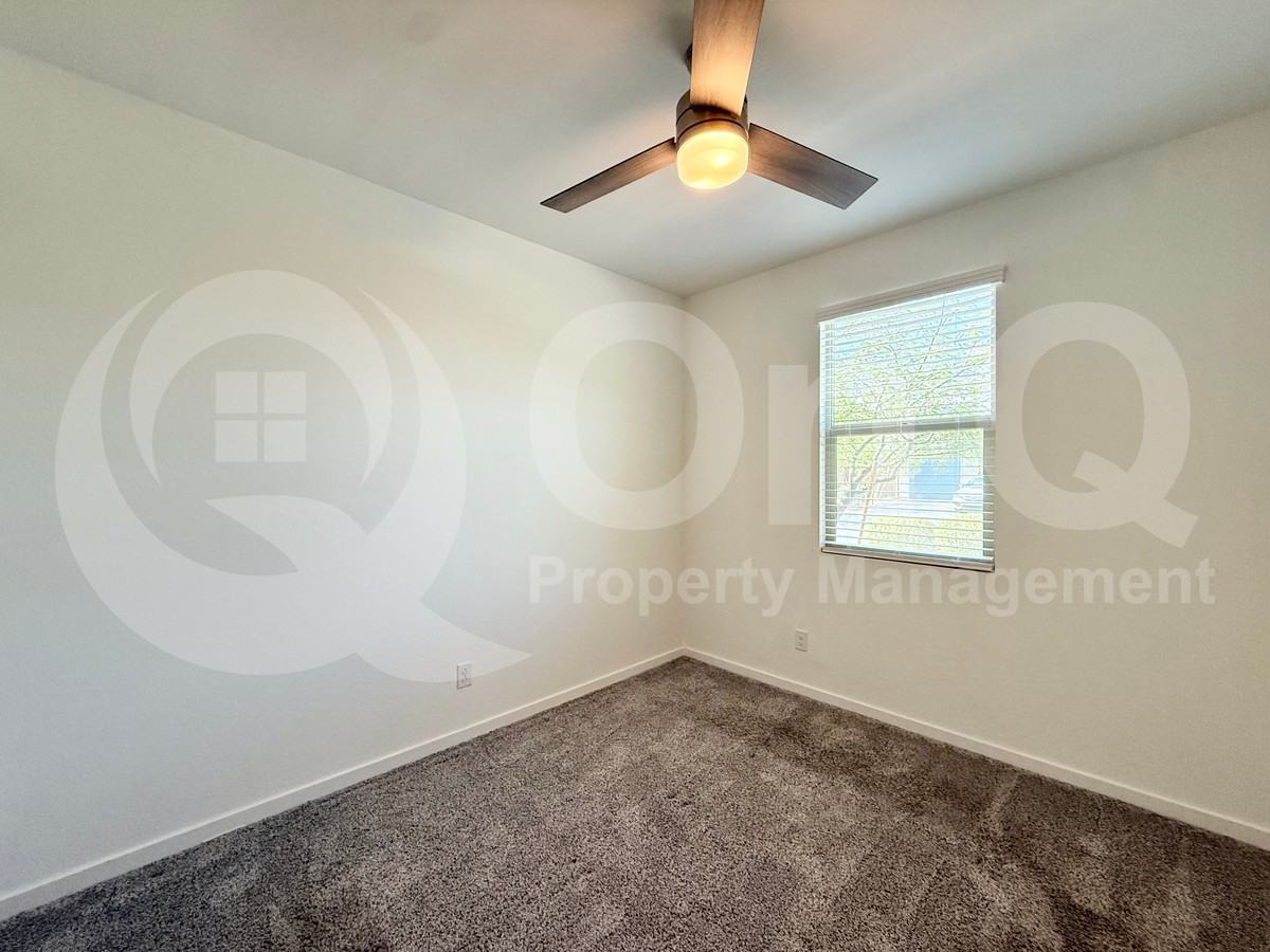 17679 W Pinnacle Vista Dr - Photo 7 of 19