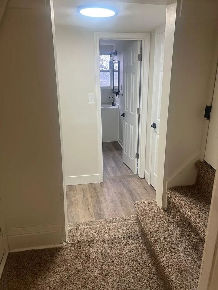 2917 Shadeland Ave - Photo 6 of 8