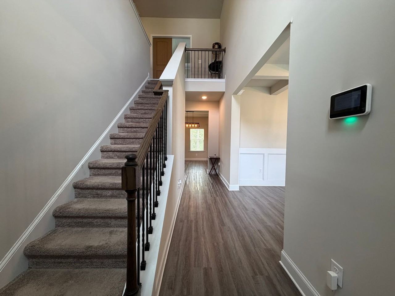 61 N Village Cir - Photo 2 of 41