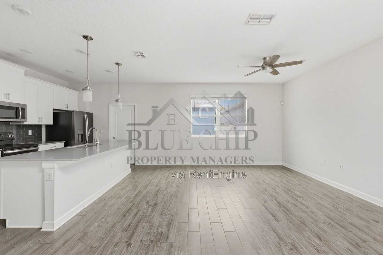 11933 Prologue Ave - Photo 7 of 43