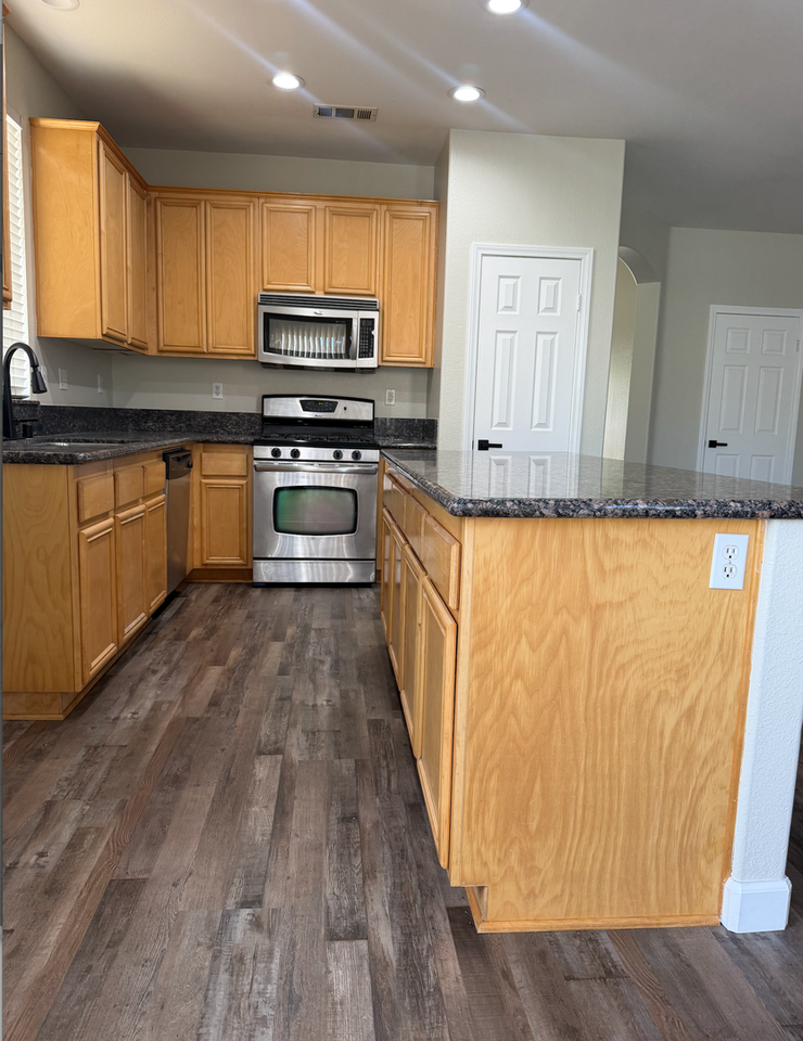26121 Bogoso Ln - Photo 7 of 7