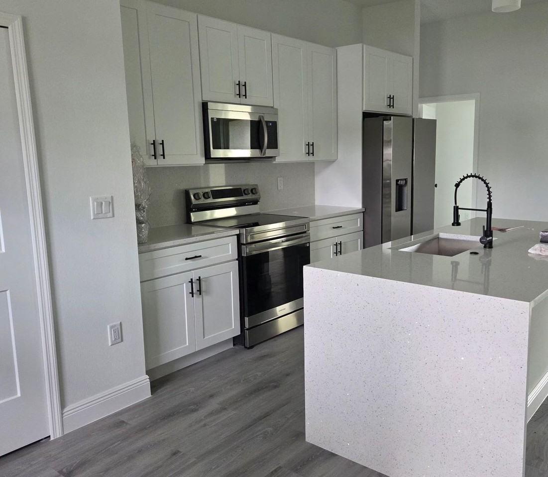 13015 Sw 76th Ct - Photo 3 of 27