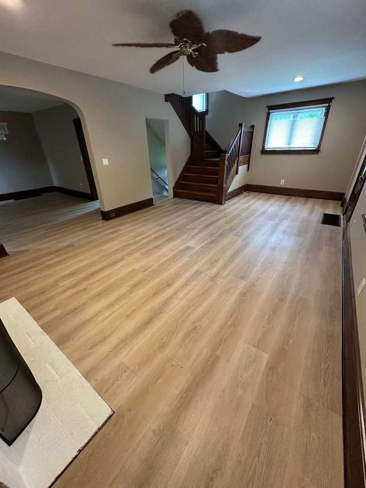 541 W Jersey Ave - Photo 3 of 35