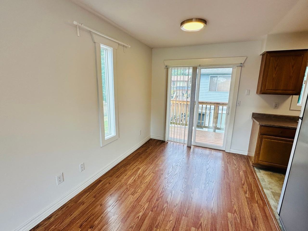 608 Nw 10th Ave - Photo 3 of 20