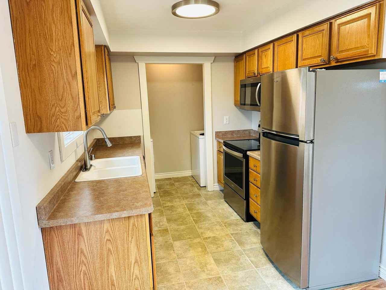 608 Nw 10th Ave - Photo 5 of 20