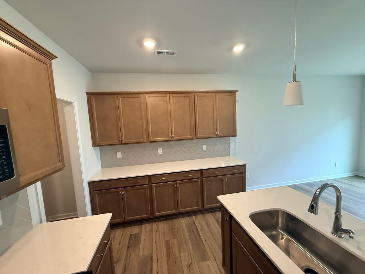 3009 Kingsfield Rd - Photo 6 of 37