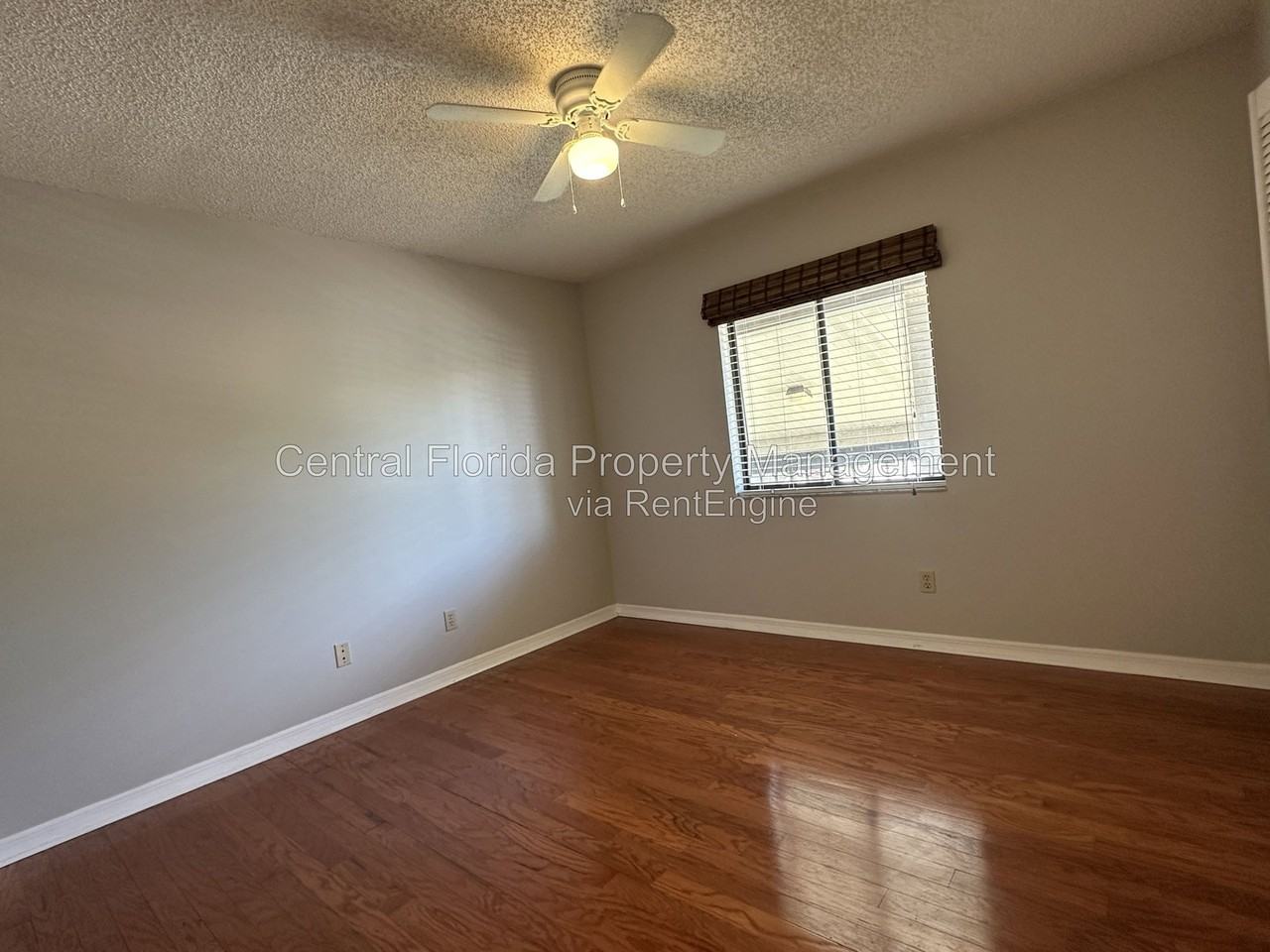 2404 Gallery View Dr - Photo 7 of 23