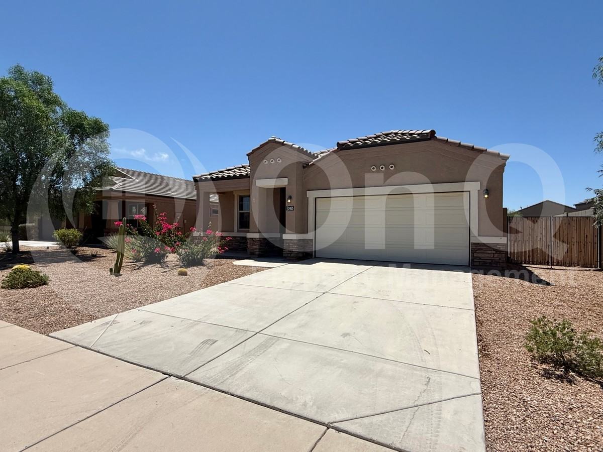 2455 E Alida Trl - Photo 2 of 40