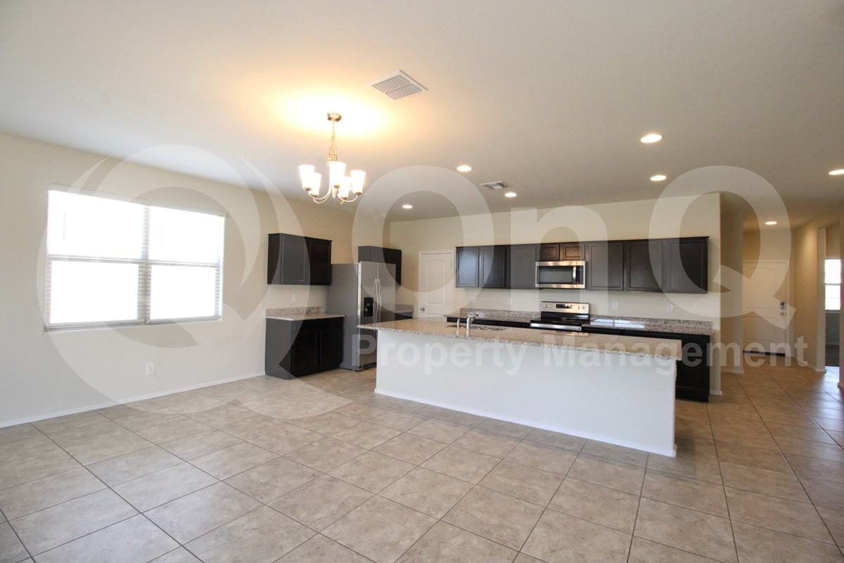 2455 E Alida Trl - Photo 5 of 40