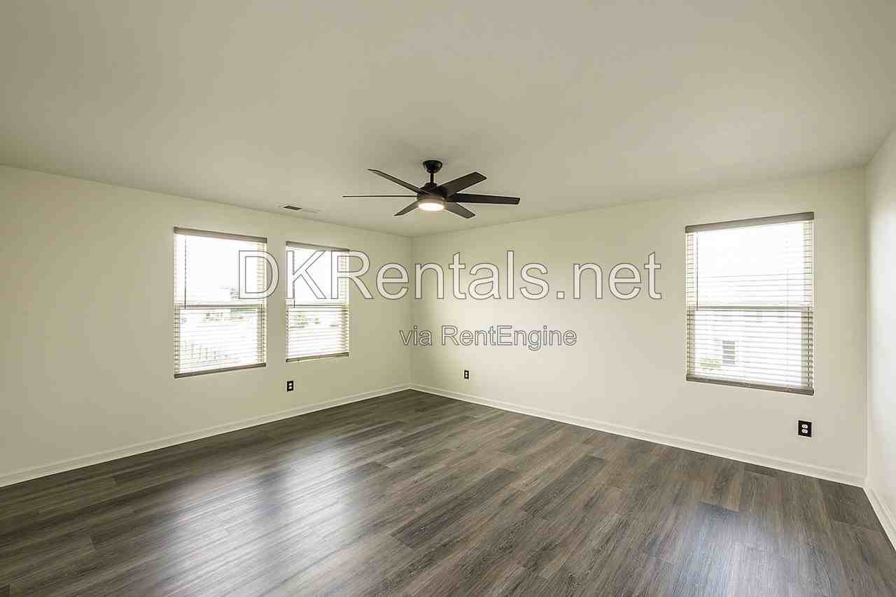 126 Verona Dr Nw - Photo 3 of 35