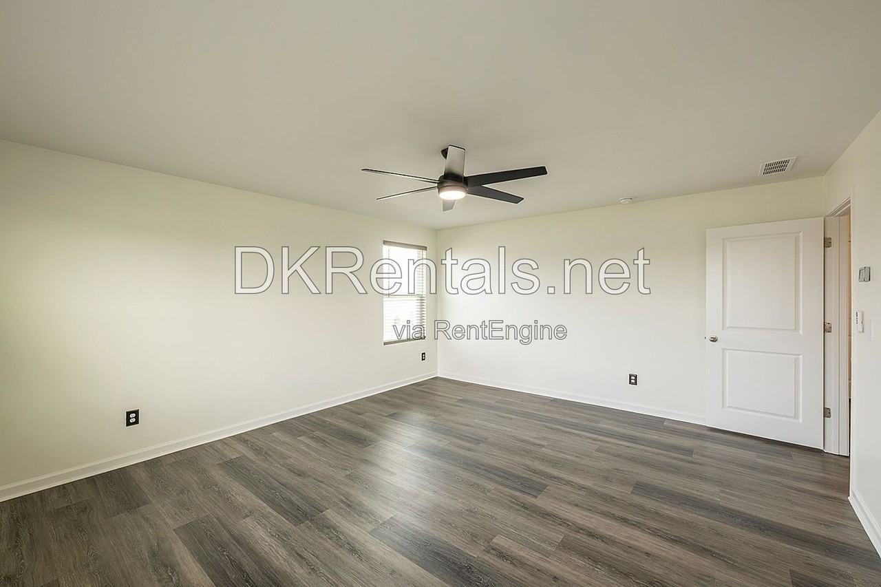 126 Verona Dr Nw - Photo 4 of 35