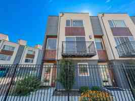 featured image of 1198 S Marietta Spur Ln