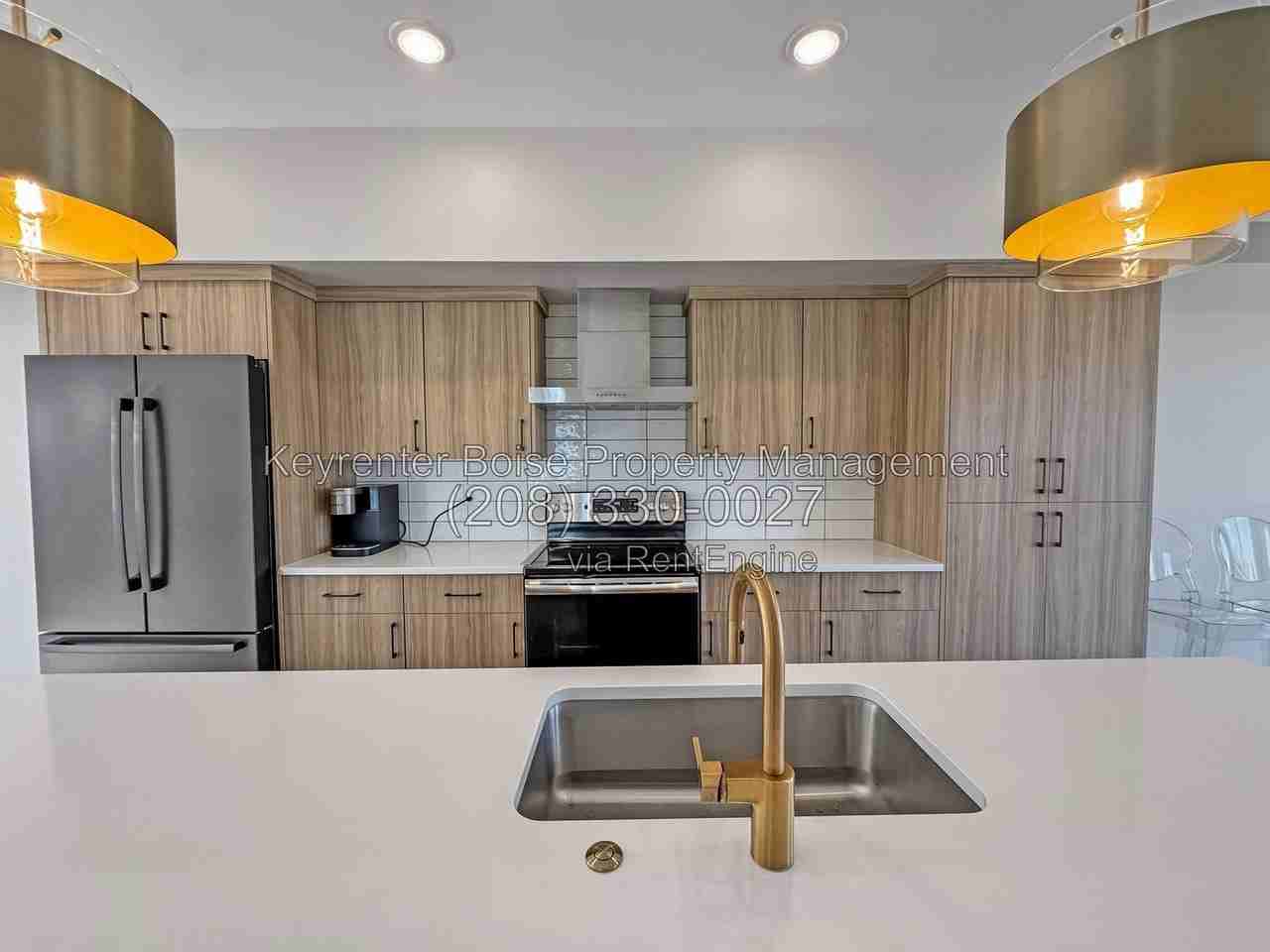 1198 S Marietta Spur Ln - Photo 6 of 31