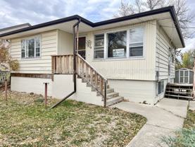 319 8a Ave S - Photo 1 of 1