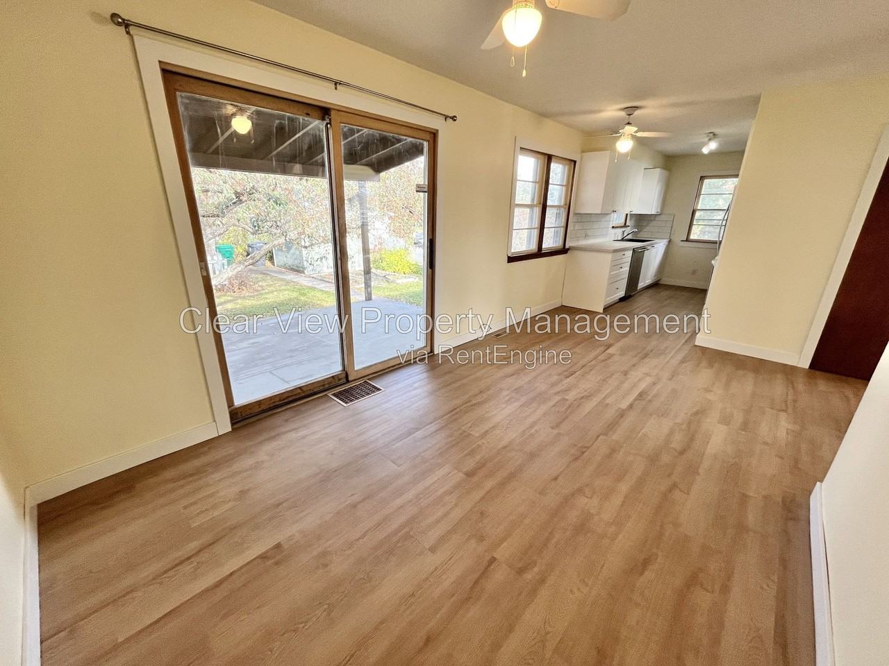 319 8a Ave S - Photo 7 of 18